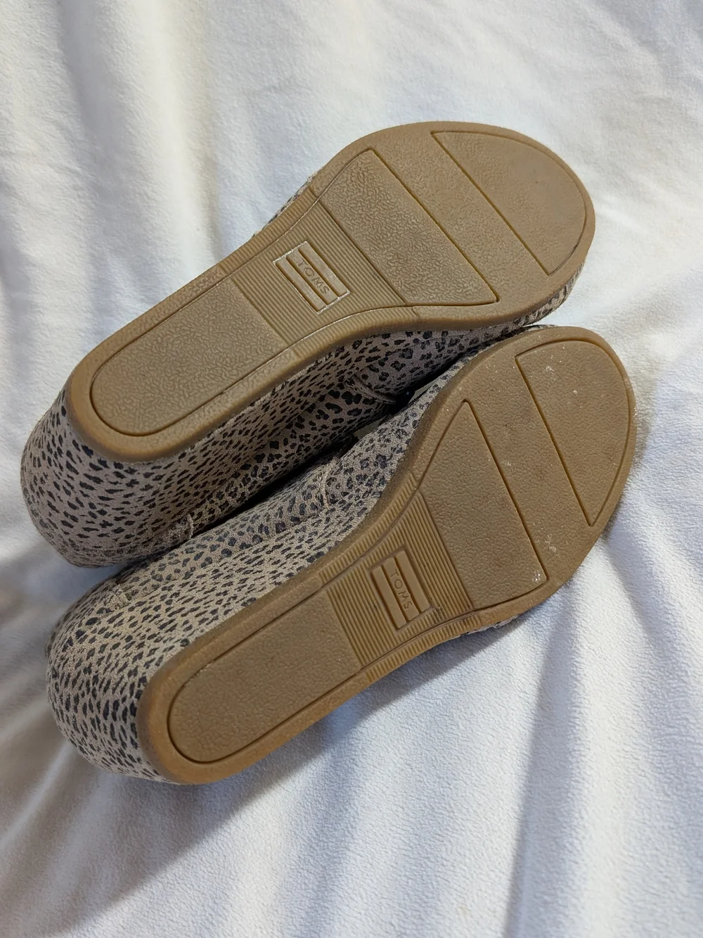 Toms desert wedge